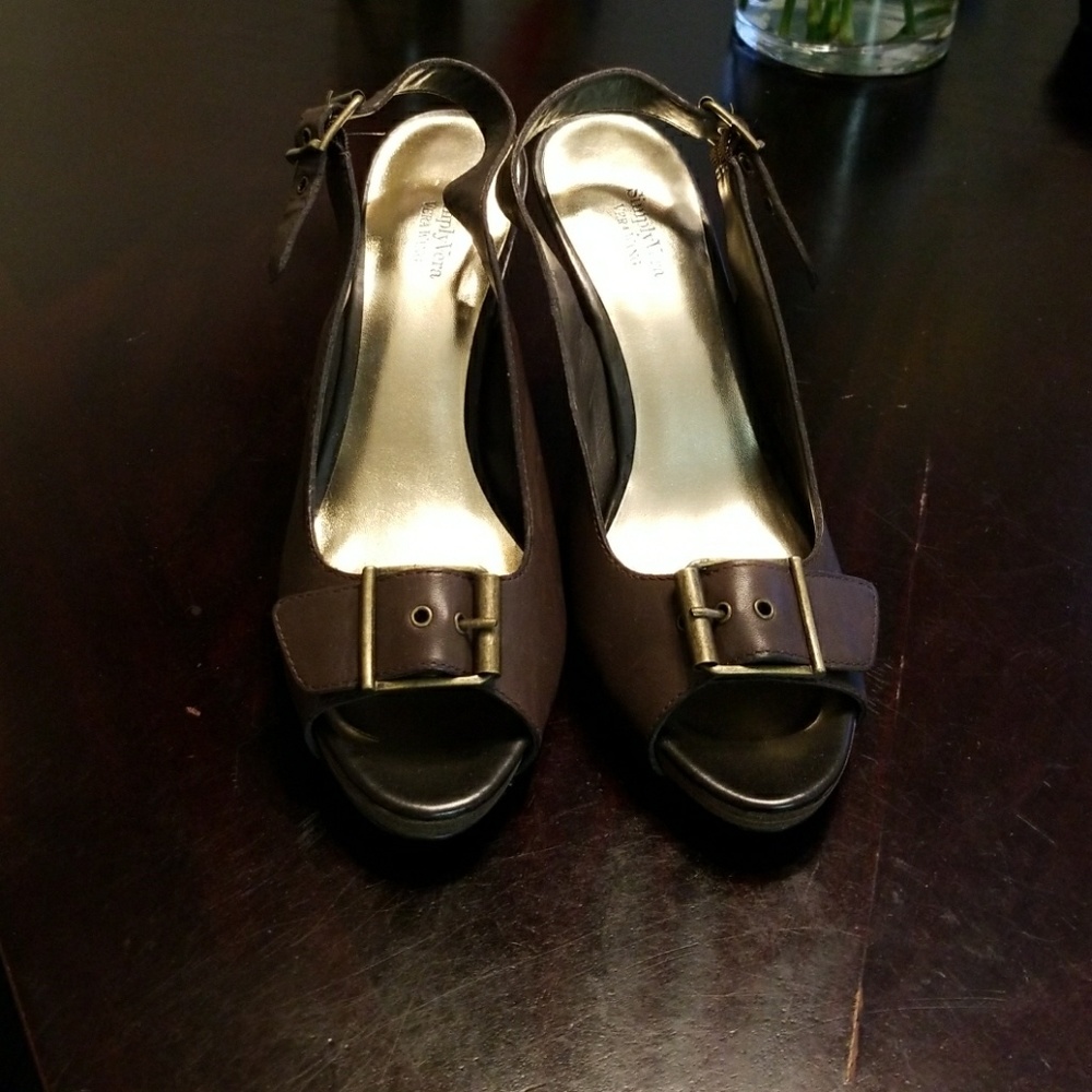 Vera Wang heels